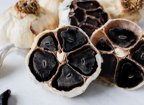 تصویر 4 از قیمت سیر سیاه فله با کیفیت ارزان + خرید عمده